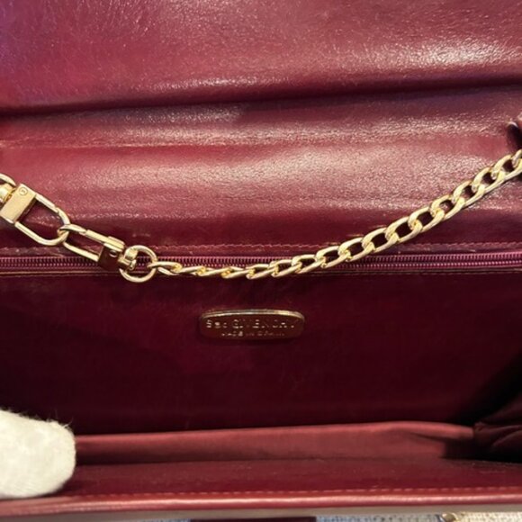 Givenchy Antigona Envelope Collection Bordeaux Leather Clutch - Picture 8 of 13